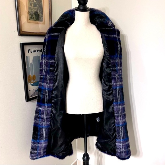 Milly Windowpane Faux Fur Coat SZ M - Picture 3 of 8